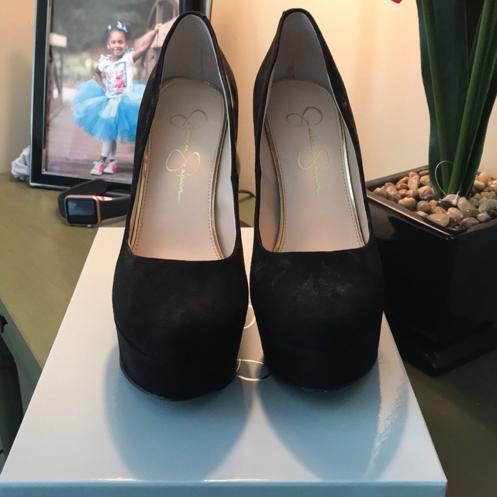 Jessica Simpson Waleo🖤